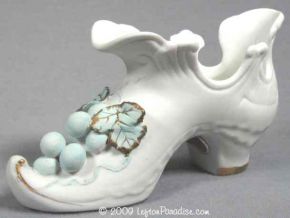 Shoe with Blue Grapes - 2453